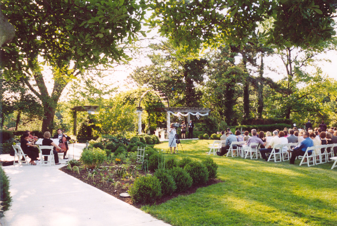 Outdoor Wedding during the Day
